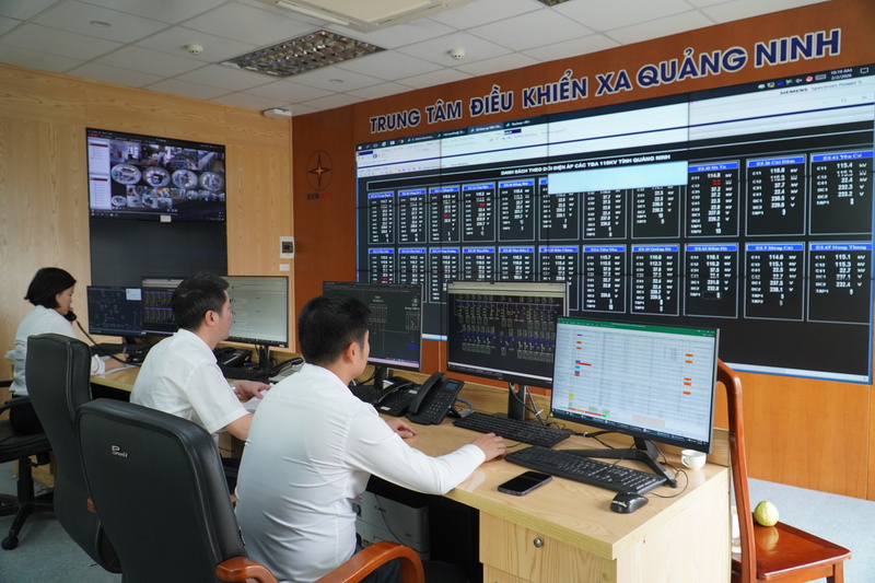 Điều độ viên phòng Điều độ trực vận hành đảm bảo cung cấp điện an toàn, liên tục