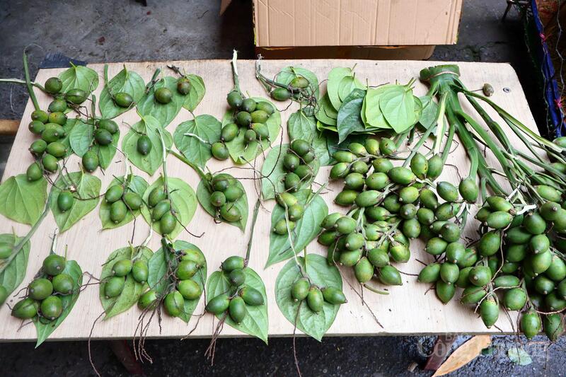 Chùm ảnh: Thị trường hàng hóa sôi động ngày rằm tháng Chạp - 3