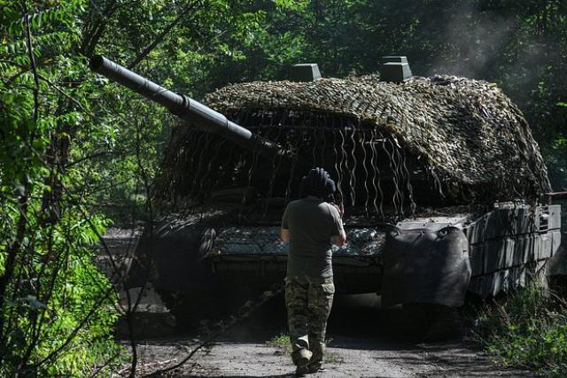 Xe tăng chiến đấu T-72B3M. Ảnh: TASS