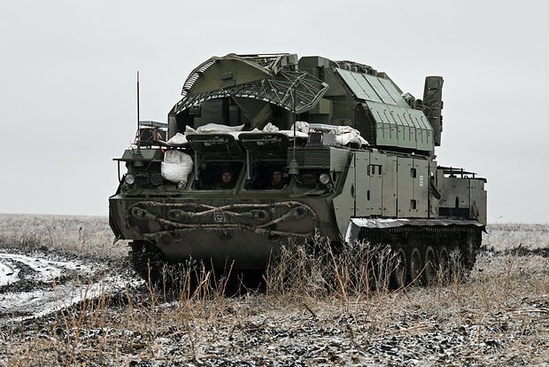 Xe phóng của hệ thống phòng không Tor. Ảnh: TASS