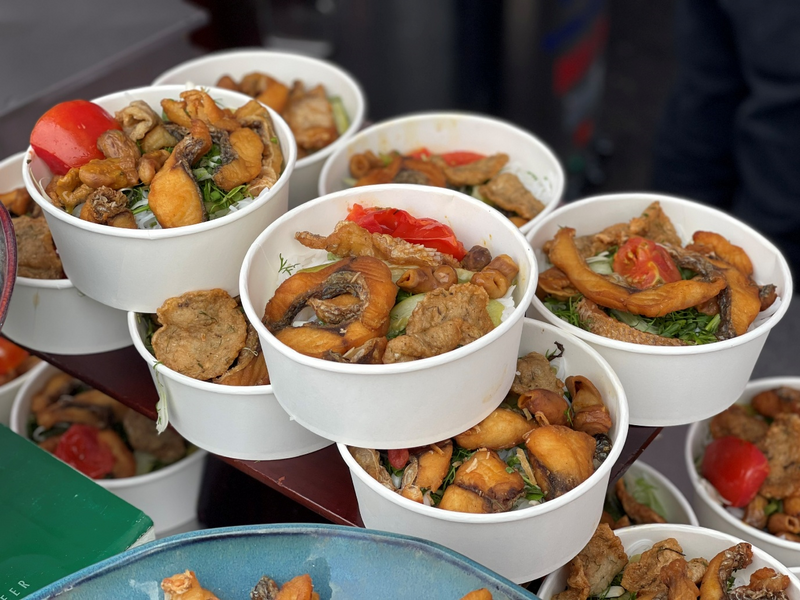 Bún cá là món ăn đặc trưng của Hải Phòng với đủ vị chua, cay phù hợp trong tiết trời xuân (Ảnh: Mai Linh)