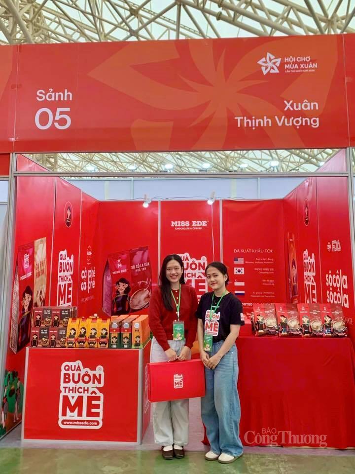 Sản phẩm của MISS EDE tại Hội chợ mùa Xuân. Ảnh: Vũ Long