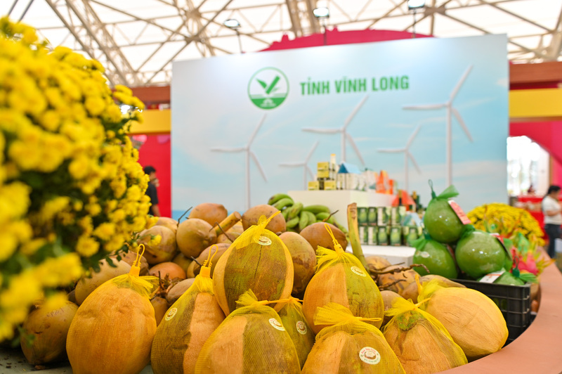 Các tiểu cảnh không chỉ thu hút người dân dừng chân tham quan, chụp ảnh mà còn giúp người xem hình dung rõ nét hơn về đời sống, sinh hoạt và văn hóa sản xuất nông nghiệp của vùng sông nước Nam Bộ.