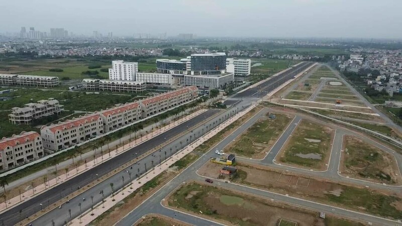 Chủ tịch UBND Thành phố Hà Nội vừa ký ban hành Quyết định số 19/2026/QĐ-UBND về việc ban hành hệ số điều chỉnh giá đất trên địa bàn Thành phố Hà Nội. Ảnh: CN