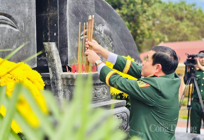 Gia Lai: Truy tặng, phong tặng danh hiệu Anh hùng Lực lượng vũ trang nhân dân cho 3 đồng chí - 8