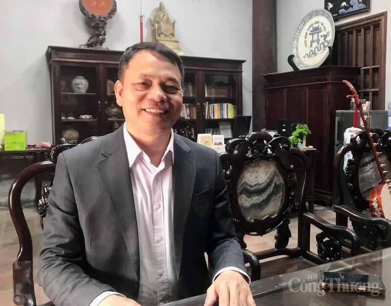 Ông Lê Xuân Kiêu - Giám đốc Trung tâm Hoạt động văn hoá, khoa học Văn Miếu - Quốc Tử Giám. Ảnh: Hoa Quỳnh