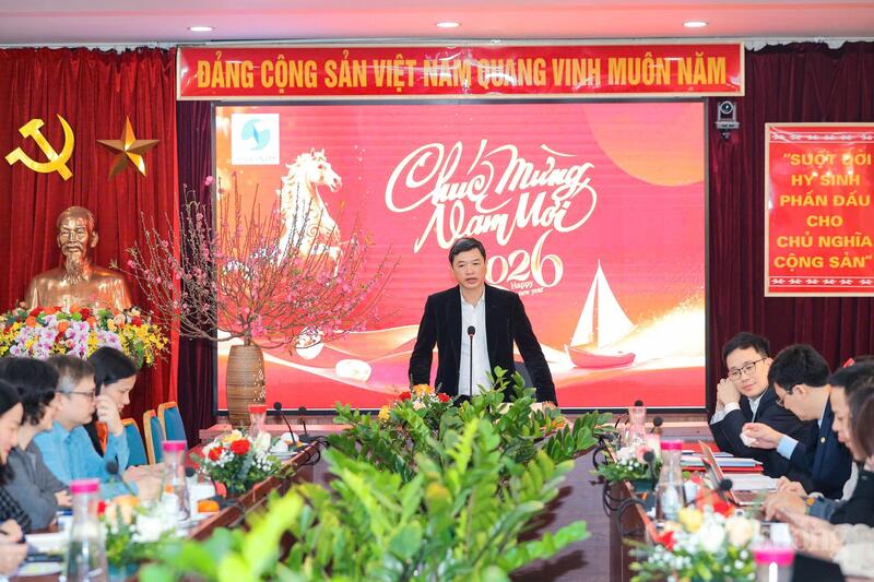 Cục trưởng Cục Sở hữu trí tuệ Lưu Hoàng Long chủ trì tọa đàm. Ảnh Hoàng Hiếu