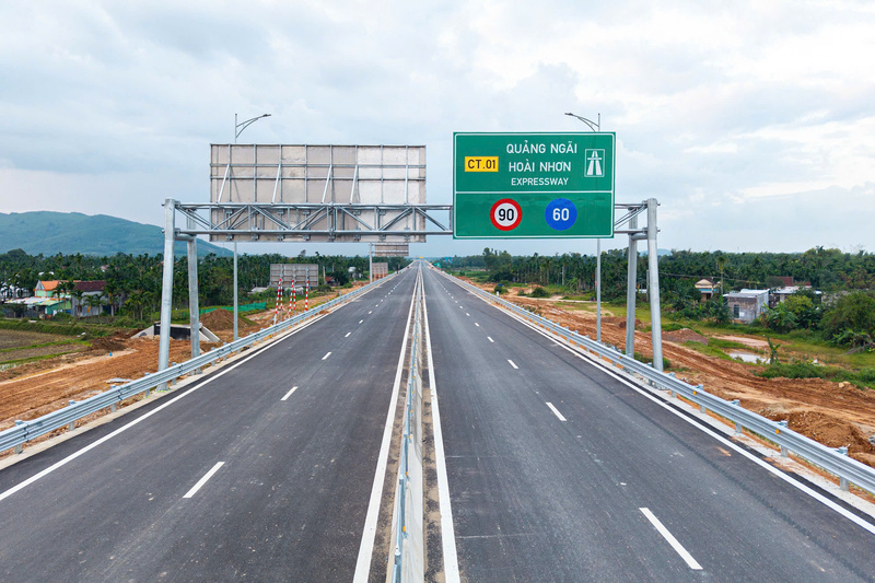 Tuyến đường cao tốc Quảng Ngãi - Hoài Nhơn.