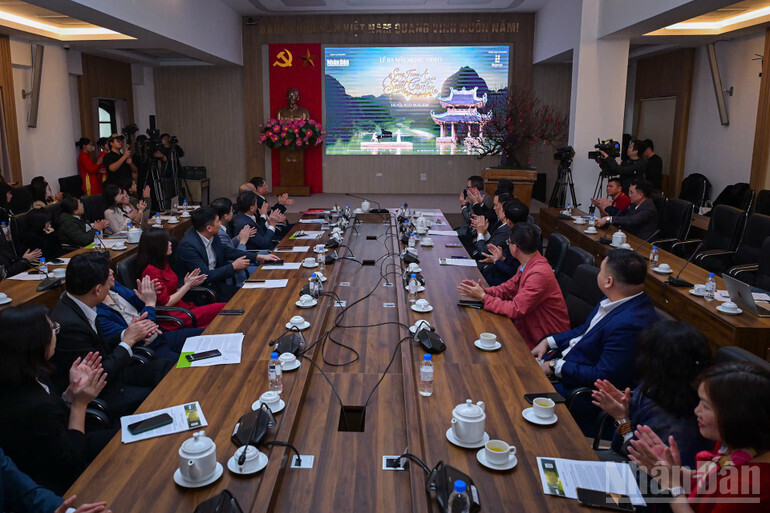 Báo Nhân Dân ra mắt MV 'Song From A Secret Garden – Secret Garden in Vietnam' quảng bá du lịch Việt Nam - 5