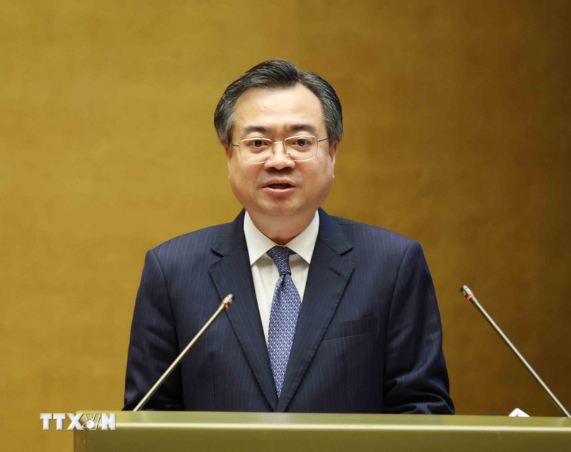 Đồng chí Nguyễn Thanh Nghị, Uỷ viên Bộ Chính trị, Bí thư Trung ương Đảng, Trưởng Ban Chính sách, Chiến lược Trung ương giới thiệu Chuyên đề: “Đánh giá 5 năm thực hiện Chiến lược phát triển kinh tế - xã hội 10 năm (2021 - 2030) và kế hoạch phát triển kinh tế - xã hội 2026 - 2030”. Ảnh: Phương Hoa/TTXVN