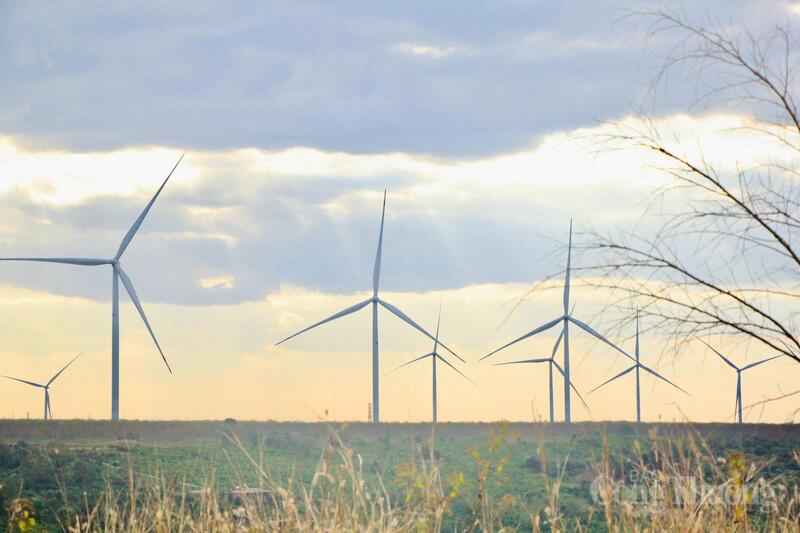 Gia Lai đang từng bước khẳng định vị thế là địa phương giàu tiềm năng phát triển năng lượng tái tạo của khu vực Tây Nguyên. Ảnh: Hiền Mai