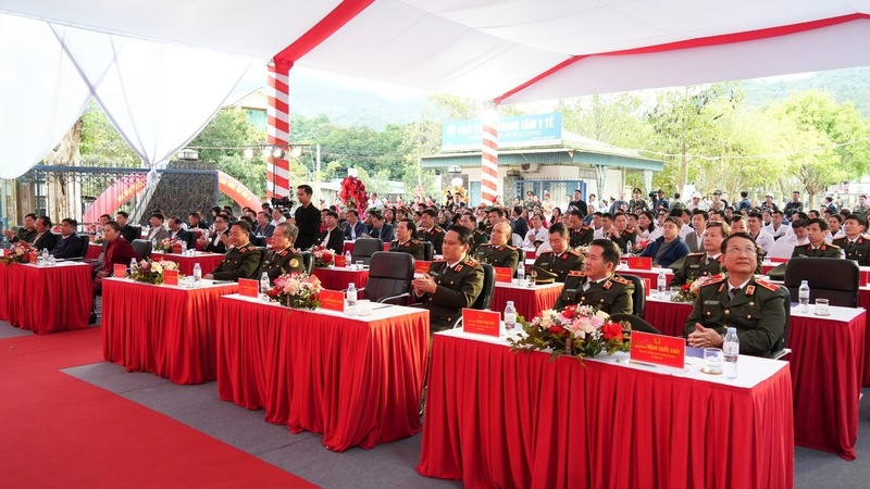 Lễ khánh thành và bàn giao công trình Toà nhà khám, chữa bệnh Trung tâm Y tế Tương Dương