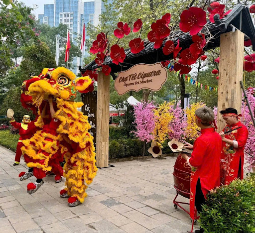 Chợ Tết Ciputra 2026: Xuân truyền thống trong lòng đô thị quốc tế  - 1