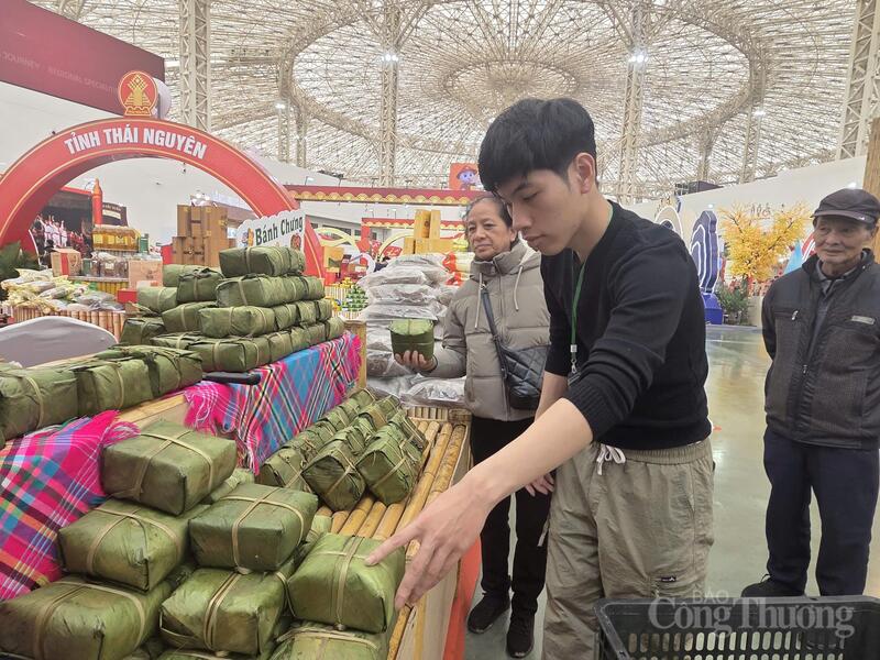 Sản phẩm bánh chưng Bờ Đậu đắt hàng, luôn được bán hết số lượng cơ sở sản xuất trong ngày.