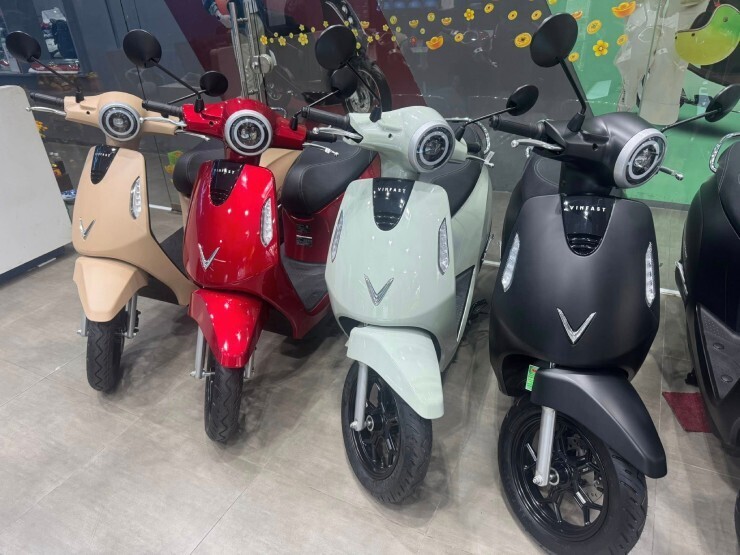 Nguồn cung xe máy trên thị trường đang ở trạng thái dồi dào, đặc biệt trong giai đoạn cận tết Nguyên đán. Ảnh minh hoạ