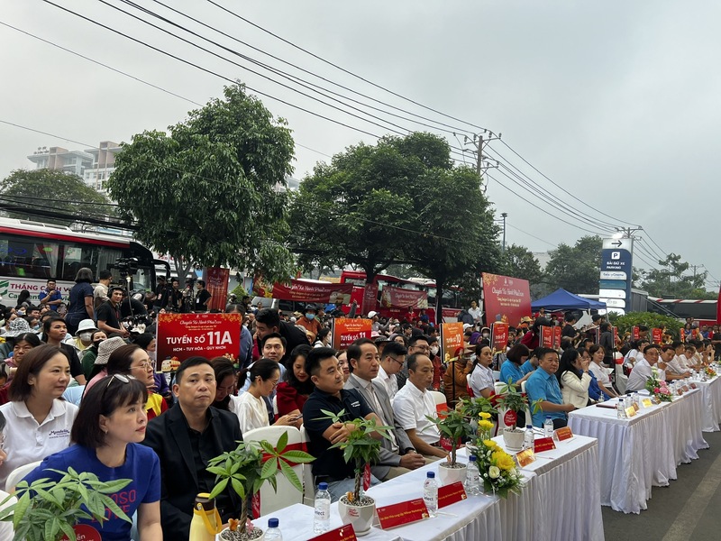 “Chuyến xe hạnh phúc” năm nay có sự đồng hành của nhiều doanh nghiệp.