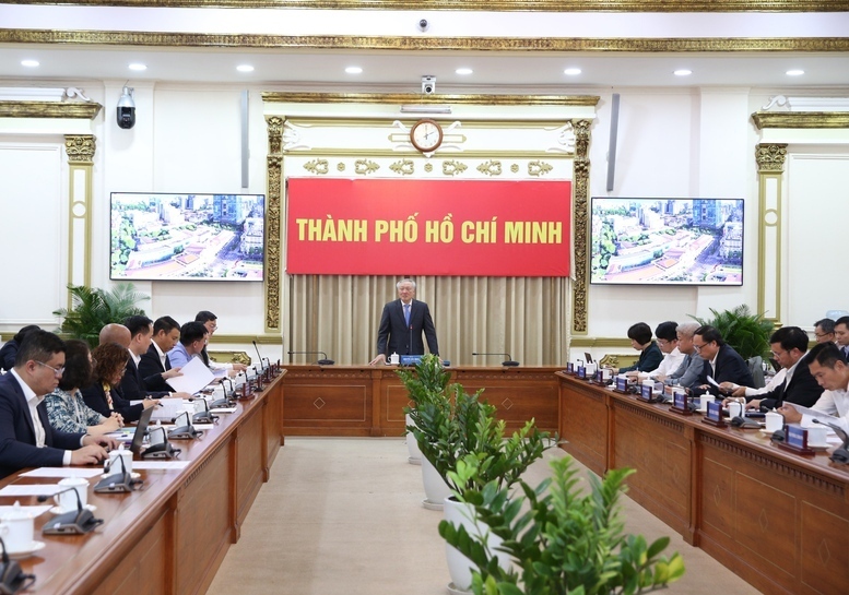 Phó Thủ tướng Thường trực Chính phủ Nguyễn Hòa Bình, Chủ tịch Hội đồng điều hành Trung tâm Tài chính Quốc tế Việt Nam chủ trì phiên họp thứ nhất của Hội đồng điều hành - Ảnh: VGP/Nguyễn Hoàng