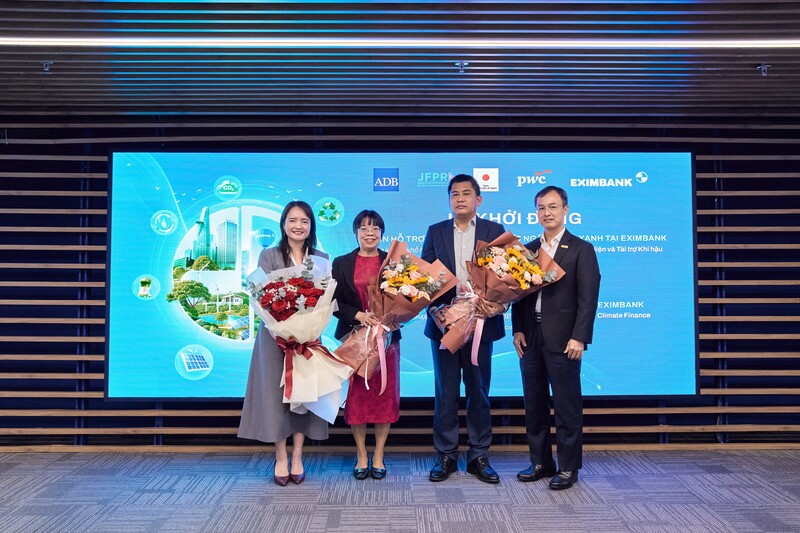 Lễ khởi động “Chương trình hỗ trợ nâng cao năng lực ngân hàng xanh tại Eximbank được tổ chức với sự đồng hành của ADB và PwC”.