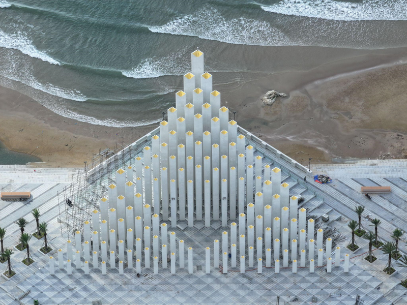 Tháp Tam Thắng và tượng đài “Giọt nước” là những biểu tượng nhân văn kiến tạo diện mạo đô thị TP. Hồ Chí Minh