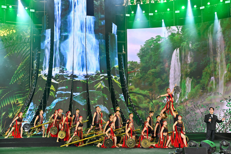 Dàn sao Táo Quân đổ bộ tổng duyệt Lễ bế mạc Hội chợ Mùa Xuân 2026 - 13