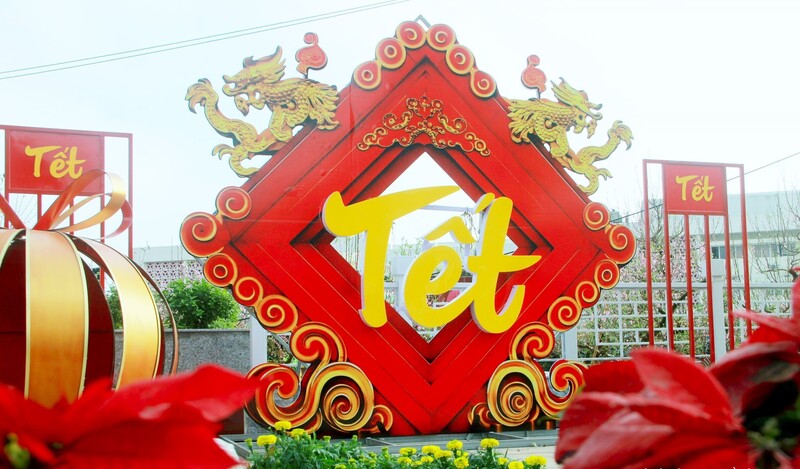 Các tiểu cảnh bắt mắt đã được dựng lên để người dân có điểm check-in. Ảnh: Mai Liễu