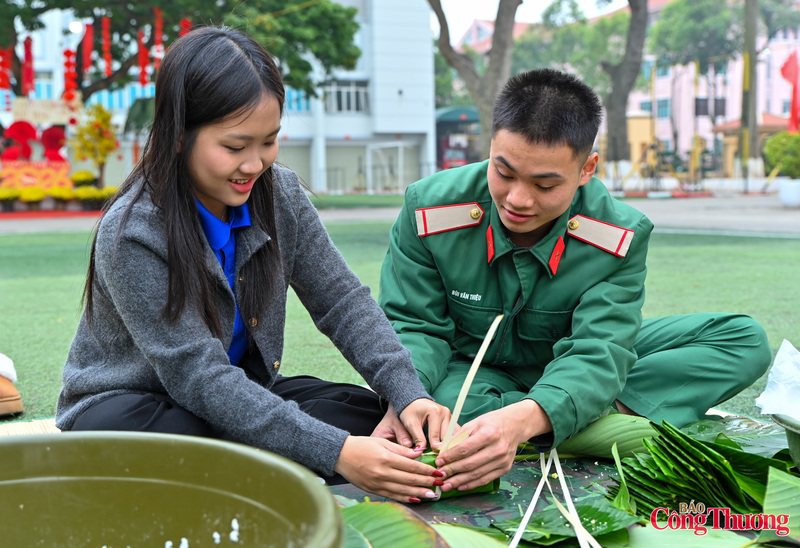 Thông qua hội thi, truyền thống và nét đẹp văn hóa dân tộc Việt Nam được ôn lại, góp phần tạo nên không khí ấm áp, gắn kết tình đồng chí, đồng đội.