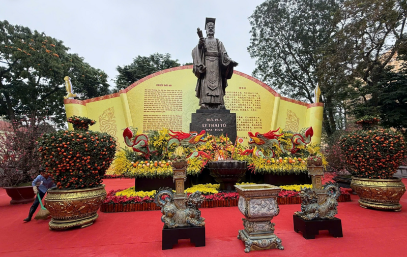 Không gian hoa xuân quy mô lớn nhất từ trước đến nay tại vườn hoa Lý Thái Tổ chào đón tết Nguyên đán Bính Ngọ 2026.