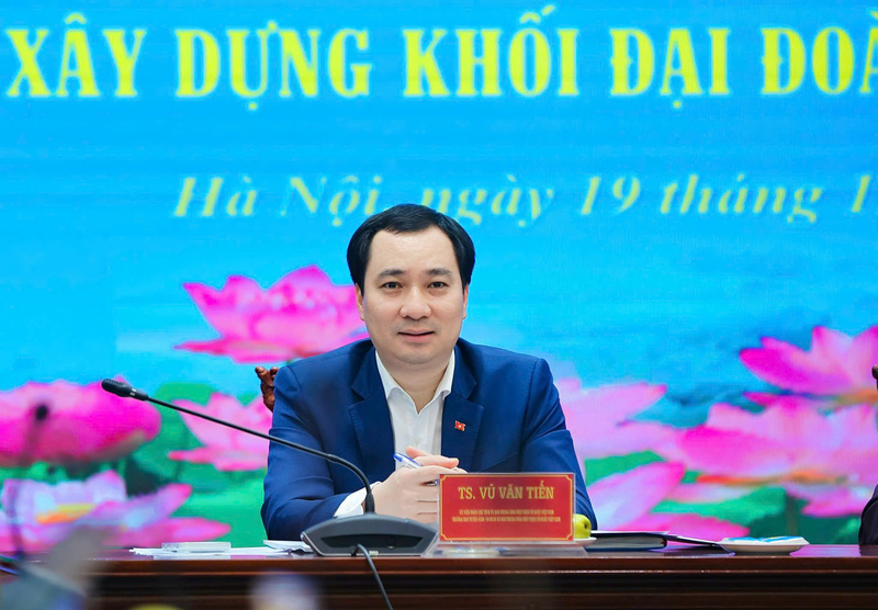 Ông Vũ Văn Tiến, Ủy viên Đoàn Chủ tịch, Trưởng Ban Tuyên giáo Ủy ban Trung ương Mặt trận Tổ quốc Việt Nam.