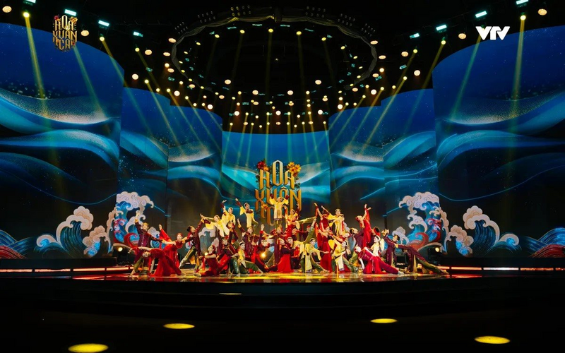 Hoa xuân ca 2026 - "Giang sơn gấm vóc" quy tụ nhiều thế hệ nghệ sĩ. Ảnh: VTV
