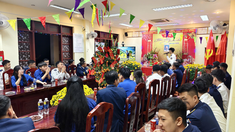 Chương trình góp phần thắt chặt tình quân dân tại nơi đơn vị đóng quân. Ảnh: Nam Trung