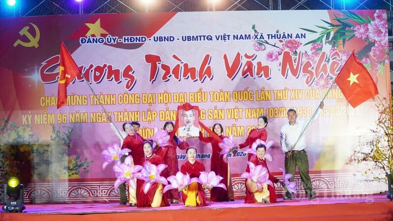 Chương trình nghệ thuật tại xã biên giới Thuận An. Ảnh: BTC