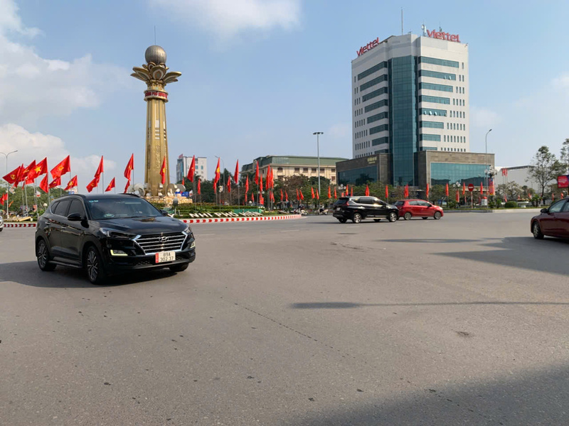 Hưng Yên rộn ràng sắc xuân ngày cuối năm Ất Tỵ - 9