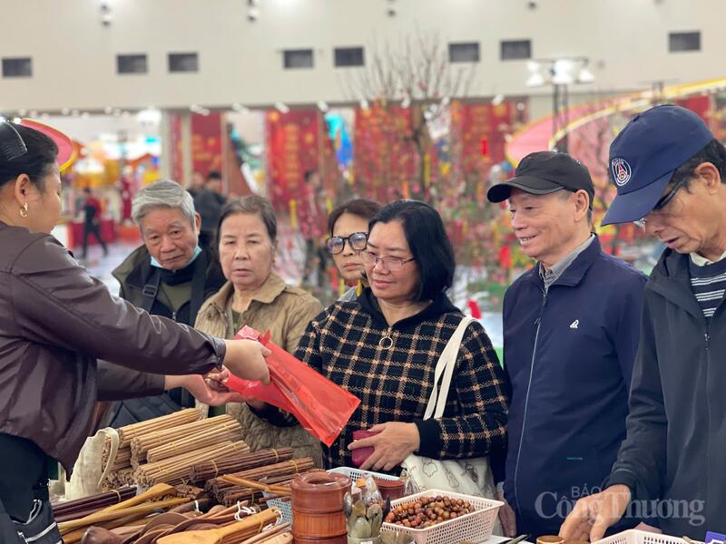 Giai đoạn 2026–2030 không chỉ là một chặng đường phát triển mới của xúc tiến thương mại, mà còn là bước ngoặt chiến lược để Việt Nam bứt phá, nâng tầm vị thế trong nền kinh tế toàn cầu. Ảnh: Đỗ Nga