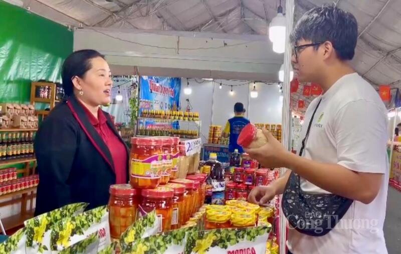 Sản phẩm OCOP nâng cao giá trị gia tăng và thúc đẩy phát triển kinh tế xanh.