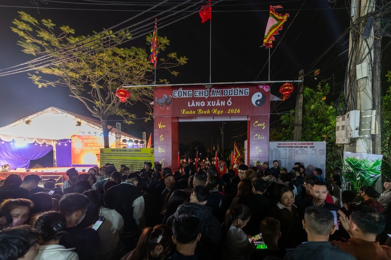 Chợ Âm Dương là một phiên chợ có hàng nghìn năm lịch sử được phục dựng lại từ năm 2022 đã và đang nhận được sự quan tâm của nhân dân địa phương và du khách thập phương.