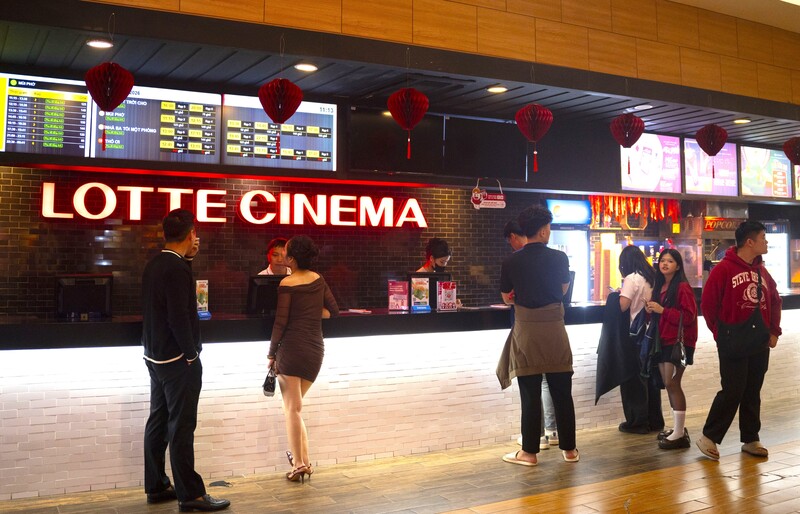 Các rạp đã tăng cường suất chiếu phim để đáp ứng nhu cầu của khán giả. Ảnh: Mai Liễu