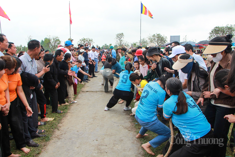 Khai hội chùa Hương Tích ở Hà Tĩnh - 9
