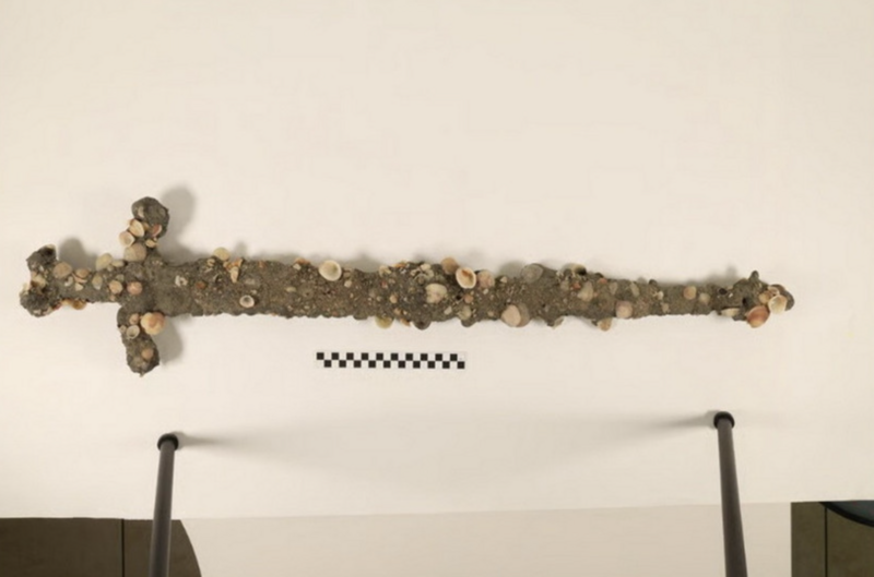 Thanh kiếm thời Thập tự chinh có niên đại thế kỷ 12. Ảnh: Đại học Haifa