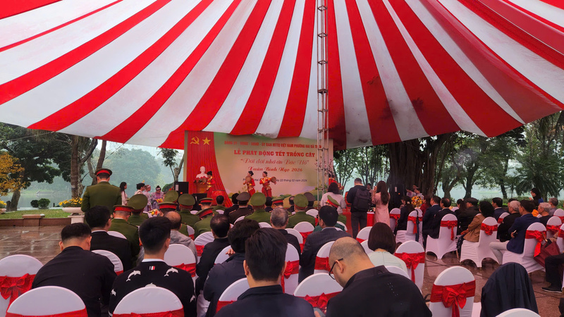 Lễ phát động Tết trồng cây "Đời đời nhớ ơn Bác Hồ" xuân Bính Ngọ 2026 tại phường Hai Bà Trưng , Hà Nội.