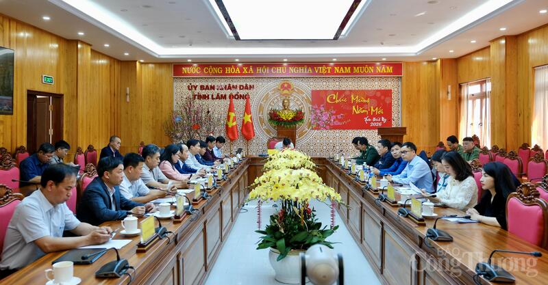 Đầu cầu tỉnh Lâm Đồng tham dự phiên họp. Ảnh: Minh An