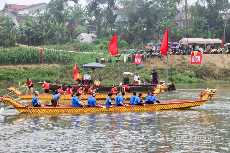 Bên cạnh ý nghĩa văn hóa, lễ hội còn góp phần quảng bá hình ảnh quê hương, thúc đẩy phát triển du lịch địa phương.