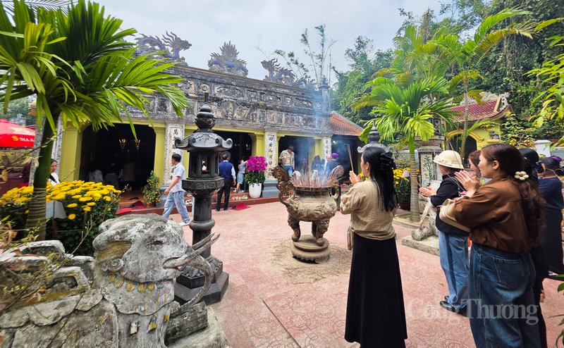 Với tổng doanh thu du lịch tăng trưởng ấn tượng và lượng khách lưu trú cao, du lịch Hà Tĩnh đang tự tin hướng tới một năm "bùng nổ", góp phần thúc đẩy kinh tế - xã hội tỉnh nhà.