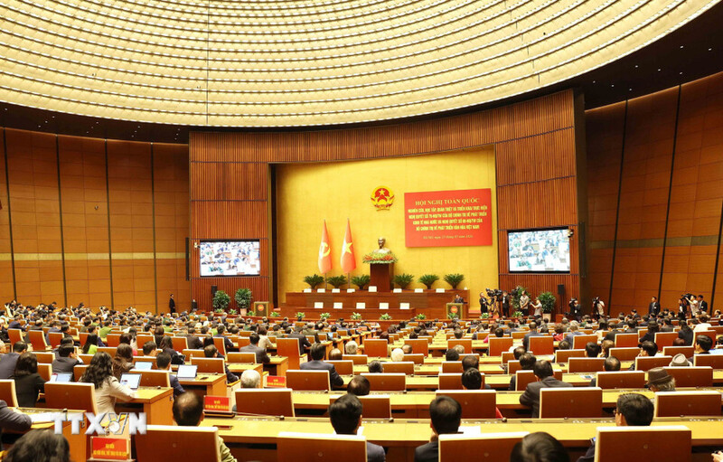 Hội nghị toàn quốc nghiên cứu, học tập, quán triệt và triển khai thực hiện Nghị quyết số 79-NQ/TW về phát triển kinh tế nhà nước và Nghị quyết số 80-NQ/TW về phát triển văn hóa Việt Nam của Bộ Chính trị. Ảnh: TTXVN