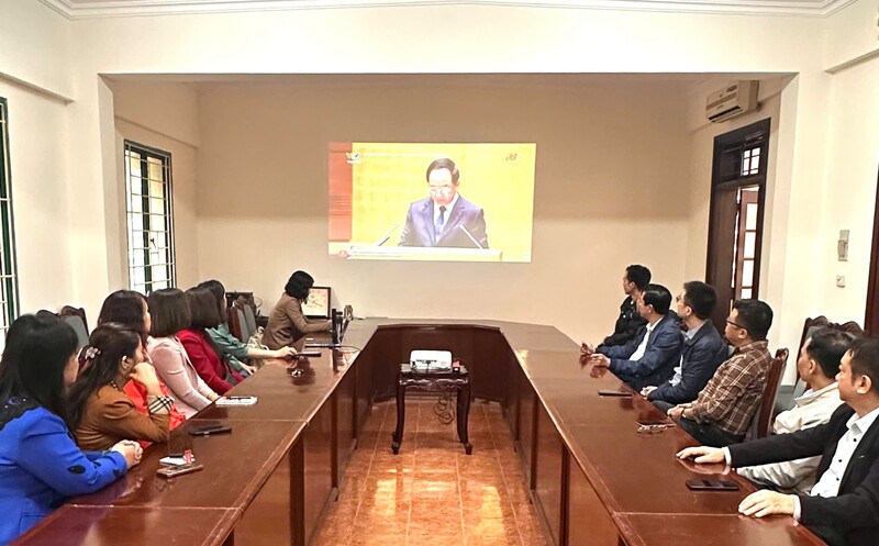 Đảng uỷ CTCP Xây dựng và Xuất nhập khẩu Tổng hợp học tập, quán triệt các Nghị quyết của Bộ Chính trị theo hình thức trực tuyến.