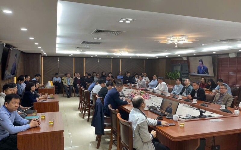 Đảng ủy Viện Năng lượng tham gia học tập trực tuyến Hội nghị quán triệt và triển khai các Nghị quyết của Bộ Chính trị.