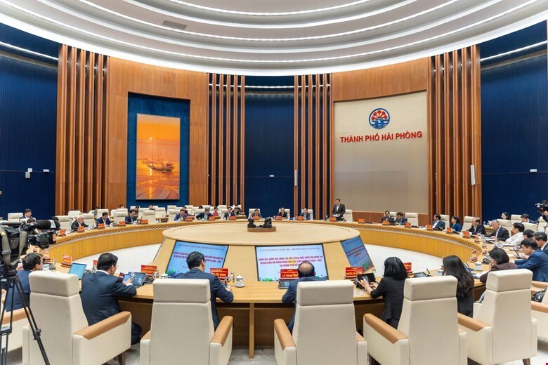 Quang cảnh buổi làm việc. Ảnh: VPQH