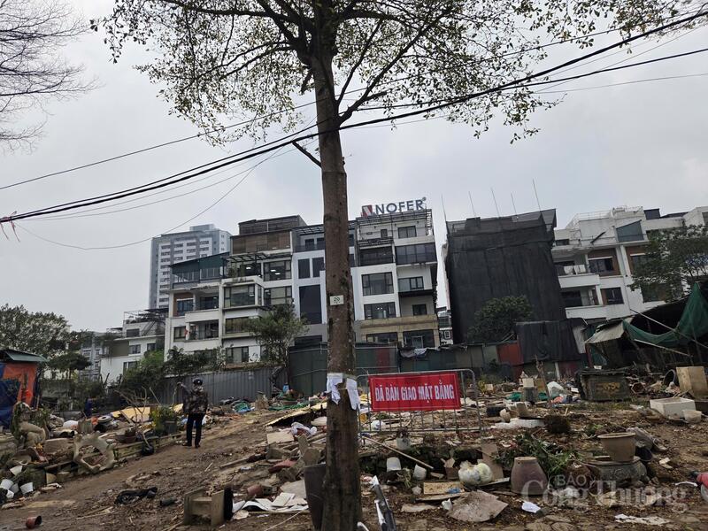 Hộ kinh doanh hoàn tất việc di chuyển tài sản bàn giao mặt bằng.