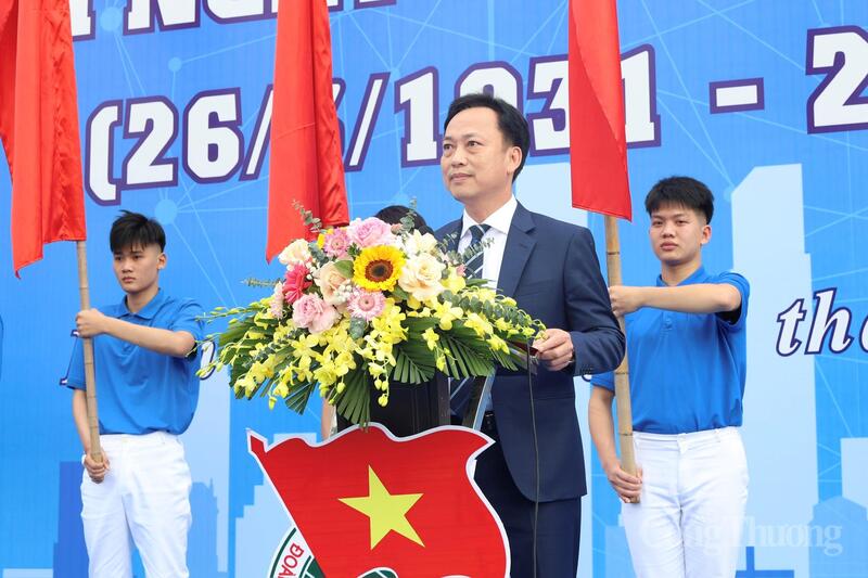 Đồng chí Lại Xuân Lâm - Phó Bí thư Đảng ủy Chính phủ phát biểu chỉ đạo tại Lễ khởi động Tháng Thanh niên năm 2026. Ảnh: Quỳnh Trang