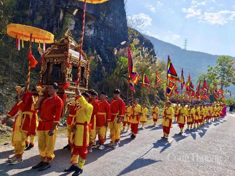 Lễ hội Đền Vua Lê Thái Tổ được chính thức khai mạc sáng 28/2 (tức 12 tháng Giêng).