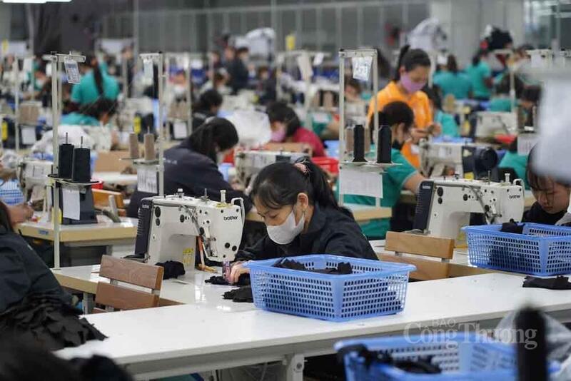 Doanh nghiệp Hà Tĩnh đẩy nhanh nhịp độ lao động sau kỳ nghỉ Tết - 2